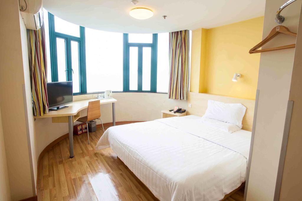 7Days Premium Shenzhen Che Gong Miao Hotel Стая снимка