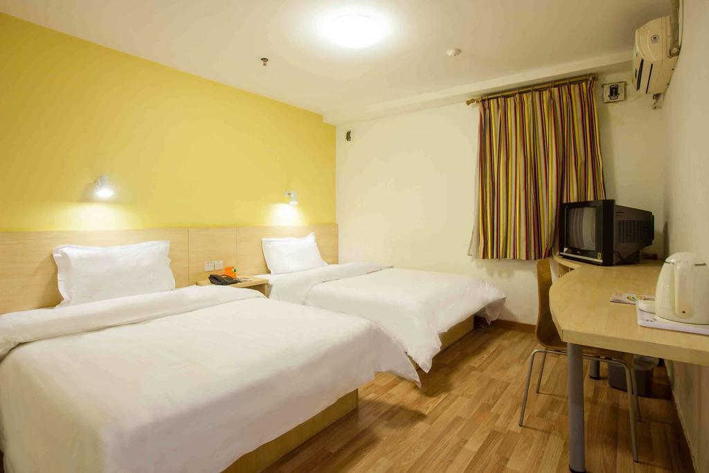 7Days Premium Shenzhen Che Gong Miao Hotel Стая снимка